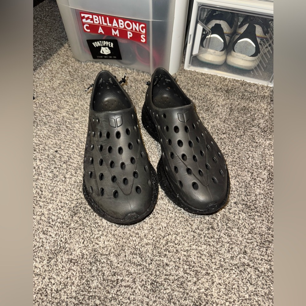 Kane Footwear